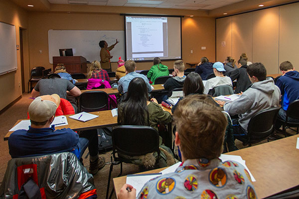 prefessor teaching class