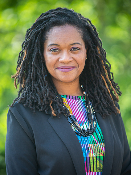 Nesha埃文斯 - 负责学生生活的副院长